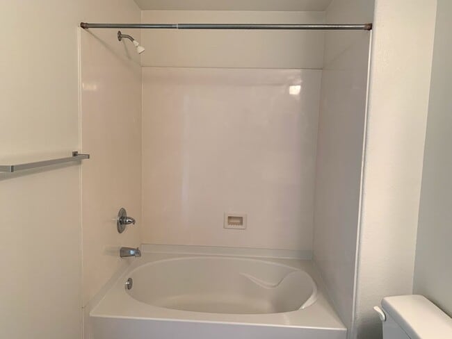 Building Photo - Ready for Move In