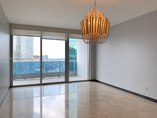 Building Photo - 200 Biscayne Blvd Way