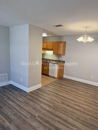 Building Photo - 8458 Chisholm Rd