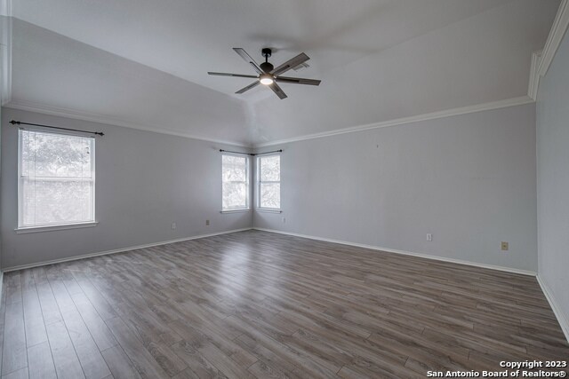Building Photo - 1411 Kingsbridge