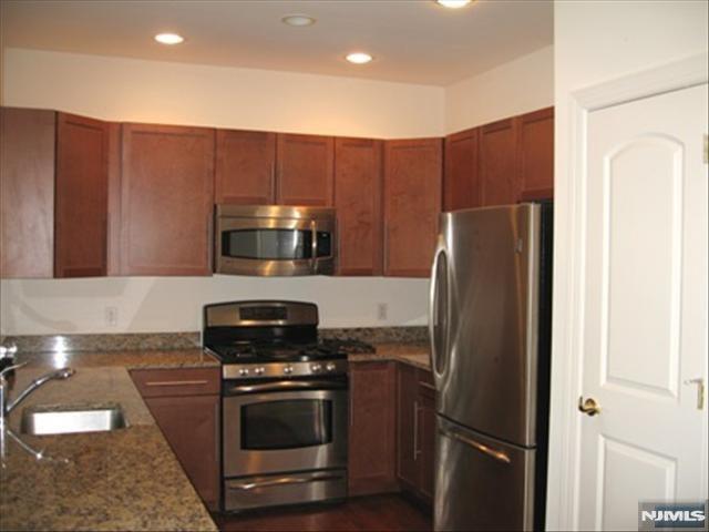 Building Photo - 2411 Windsor Park Ct
