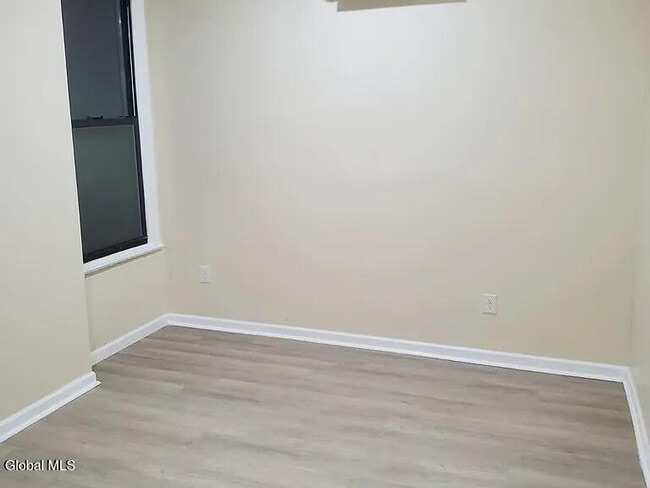 Building Photo - 170 Washington Ave