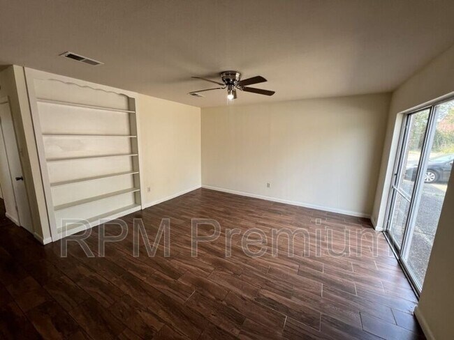 Building Photo - 5268 S Brightside View Dr