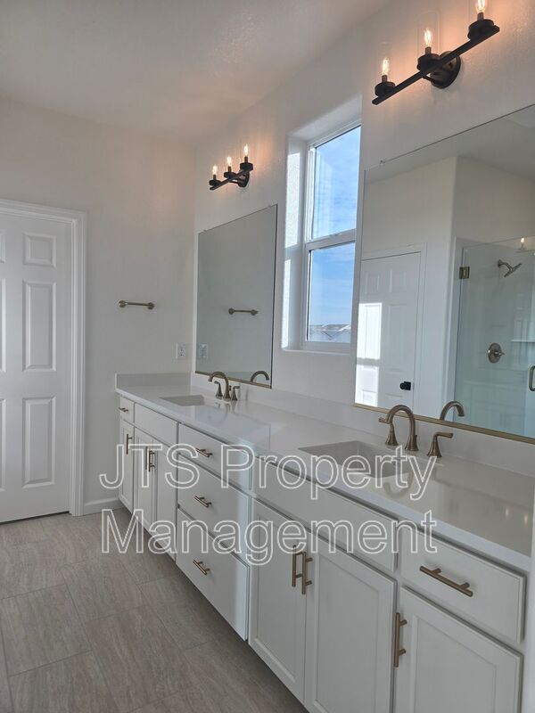 Building Photo - 7193 Great Copper St