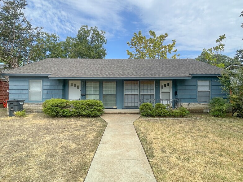Building Photo - 3801 Parkwood St
