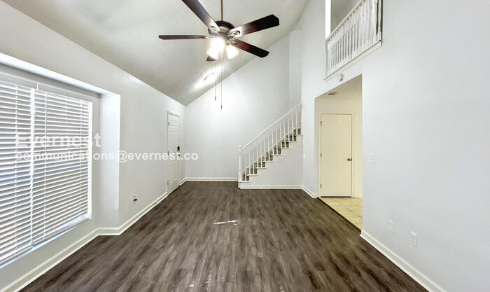 Building Photo - 5044 Donnell Way