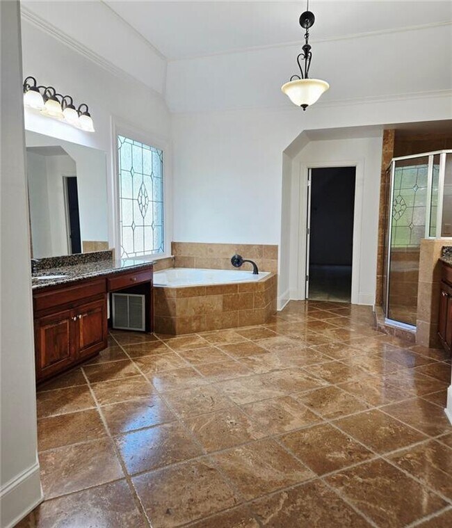 Building Photo - 5710 Swift Creek Ct