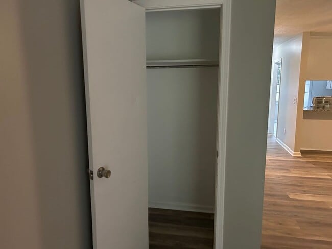 Building Photo - 2904 Scotsman Rd