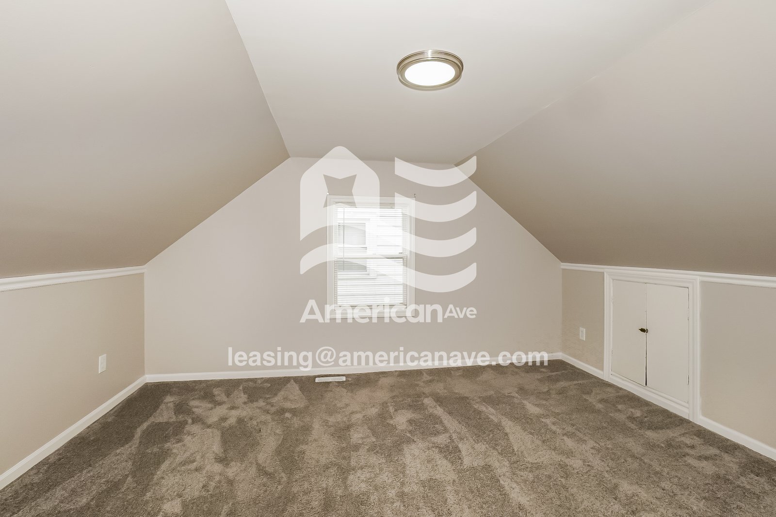 Building Photo - 3187 Lincoln St