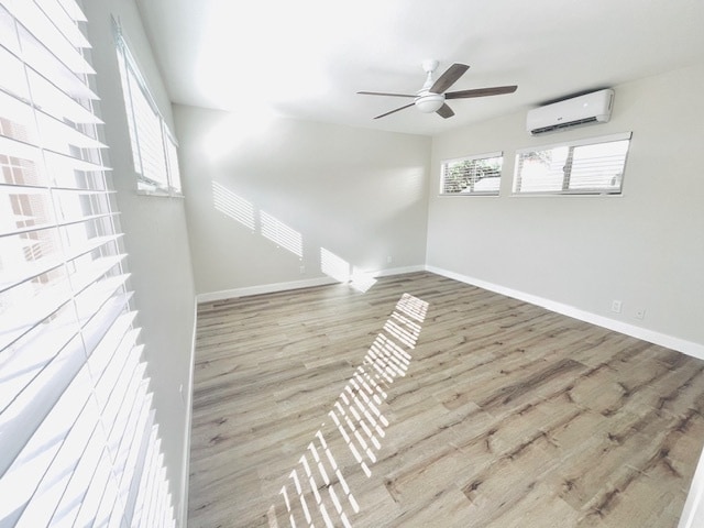 Master bedroom photo #2 - 1327 La Palma St