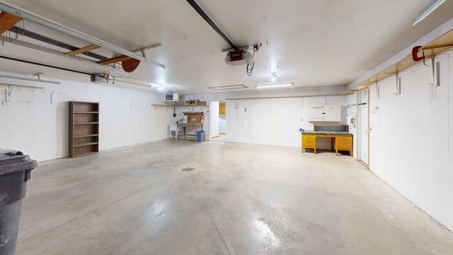 Building Photo - 3614 N 19th St