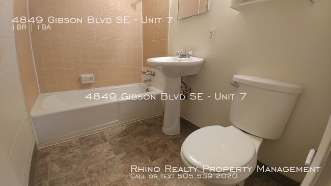 Building Photo - Cute 1 Bedroom 1 Bathroom Loft!