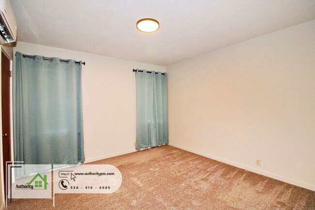 Building Photo - 9021 Placer Rd