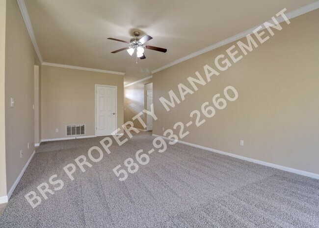 Building Photo - Ground Floor 2 BR, 2 BA condo with attached garage