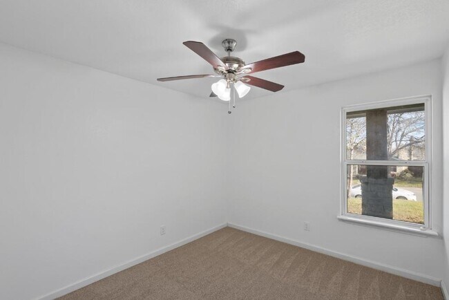 Building Photo - 1519 Gatlinburg Dr