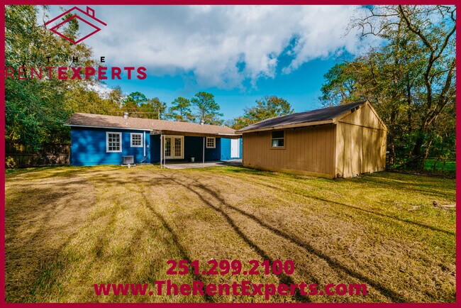 Building Photo - 2551 Farnell Dr