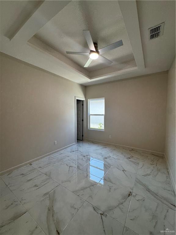 Building Photo - 13 Dove St