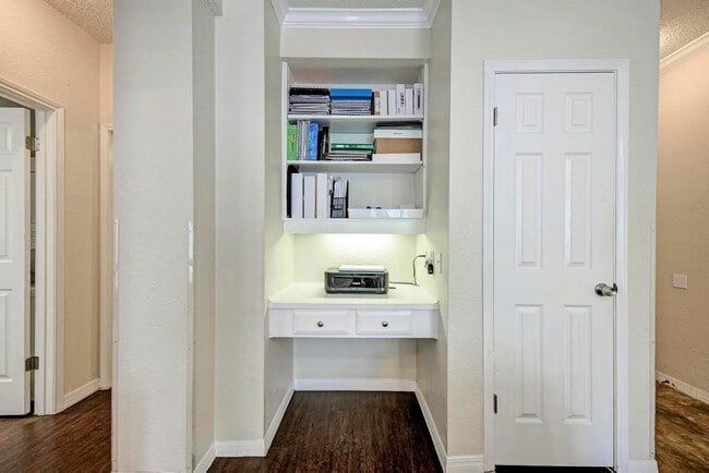 Building Photo - 3111 Tom Green St