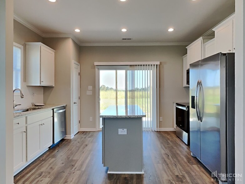 Building Photo - 65 Fish Whistle Ct