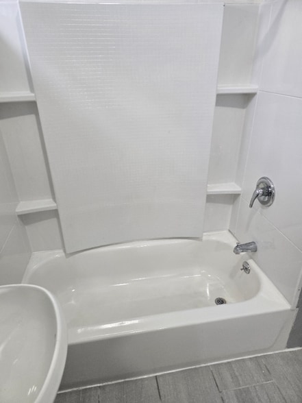 Building Photo - 32 Bunker Ave