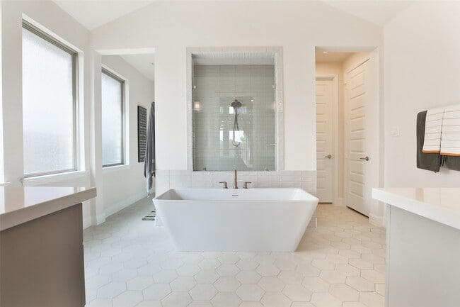Building Photo - 24707 Celestial Lily Dr