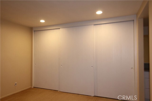 Building Photo - 1137 Rosecrans Ave