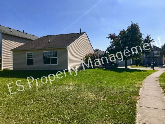 Building Photo - 6728 Garway Ln