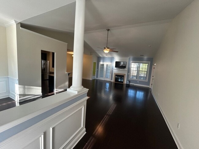 Building Photo - 1189 Parish Way