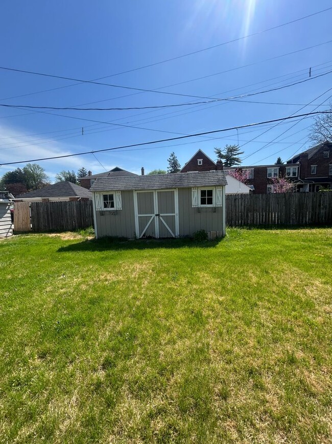 Building Photo - Fabulous 3 bedroom in York.