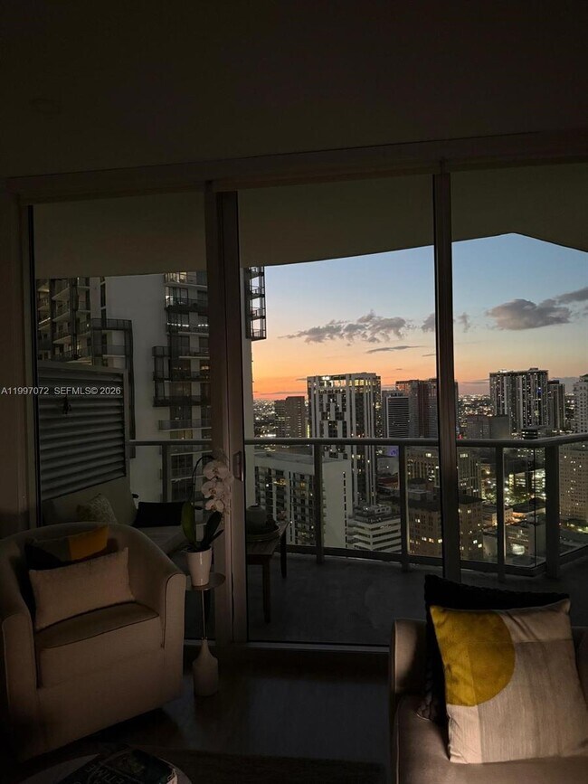 Building Photo - 300 S Biscayne Blvd