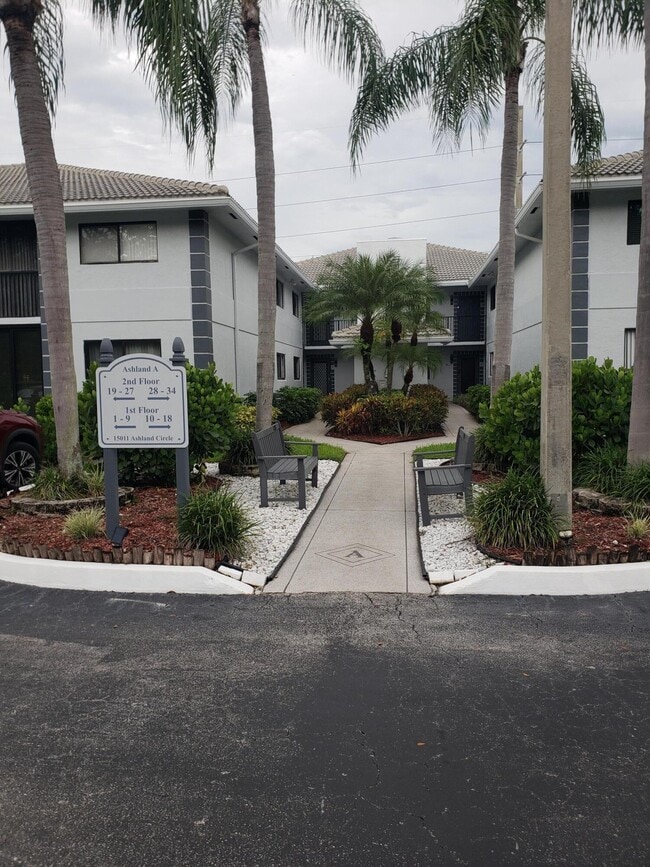 Primary Photo - 15011 Ashland Cir