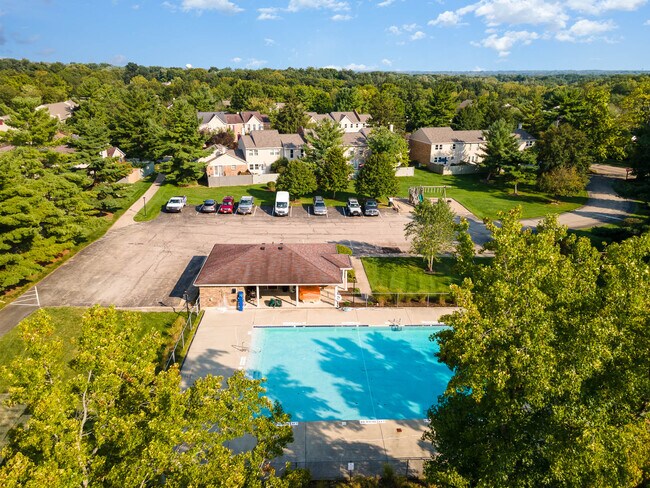 Building Photo - 1071 Stratford Ct