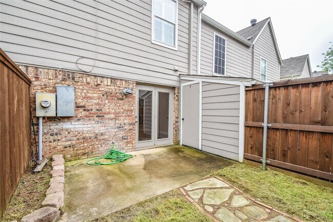 Building Photo - 87 Winchester Dr