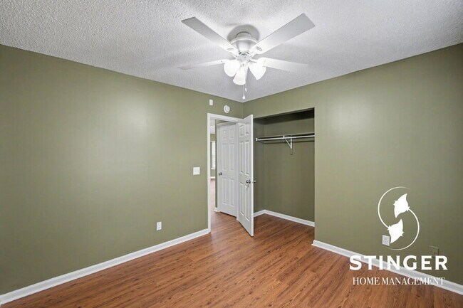 Building Photo - 6 Blacksmith Cir