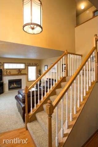 Building Photo - 2 br, 2 bath Townhome - 7845 Autumn Ridge Ave
