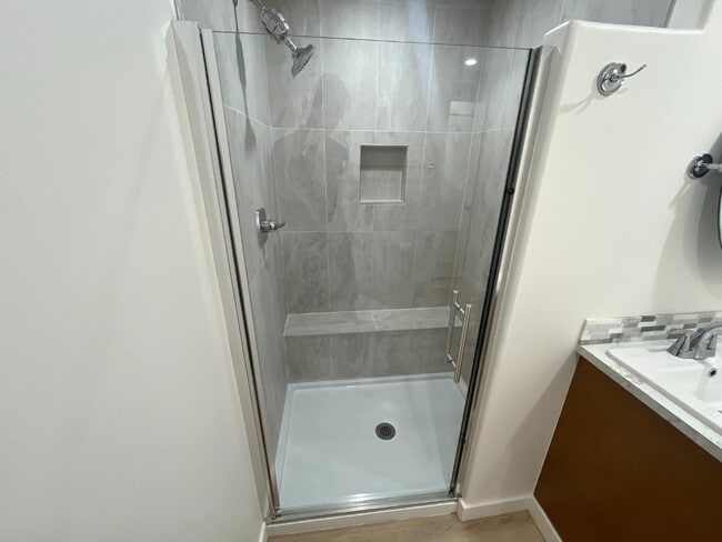 Building Photo - 229 Pennsylvania St