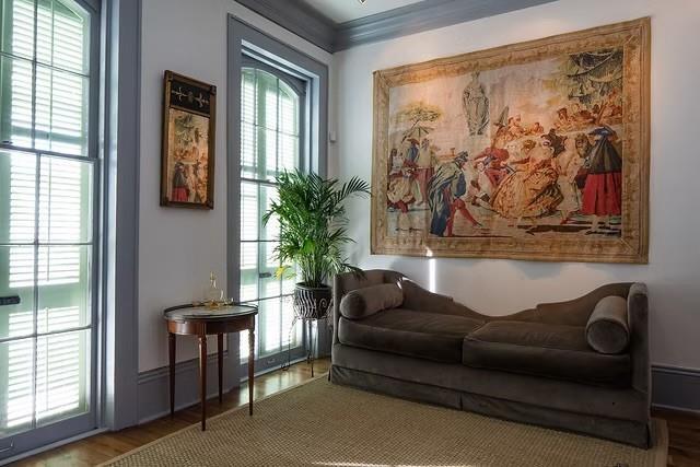 Building Photo - 533 Dumaine St