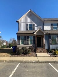 Building Photo - 343 S Church St