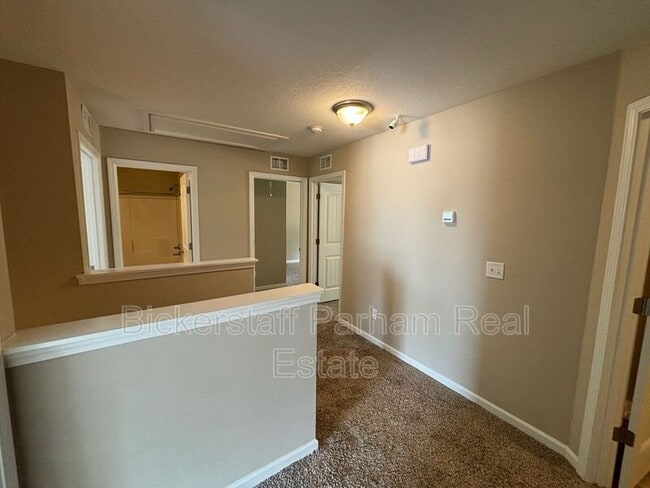 Building Photo - 159 Gregory Pl