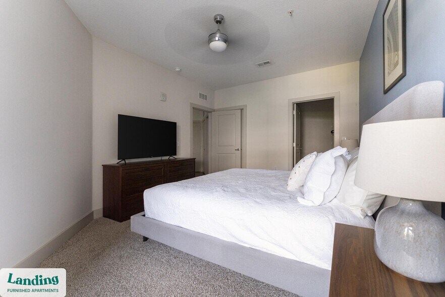 Building Photo - 655 W Marina Cove Dr