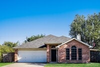 Building Photo - 1013 Meadowbend Dr