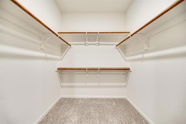 Building Photo - 2120 Dakota Dr