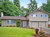 Building Photo - 4809 Glenhaven Dr
