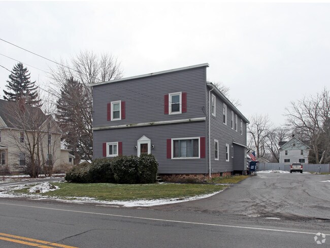 Primary Photo - 82 Ridge Rd