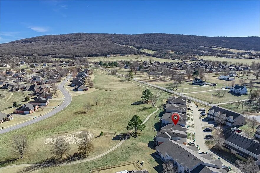 Building Photo - 11058 Rose Ct