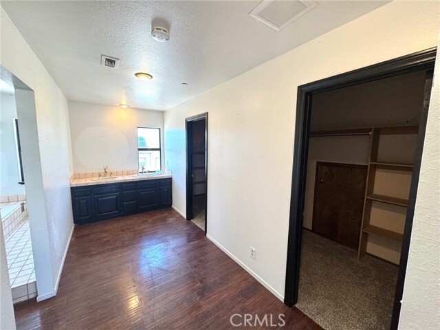 Building Photo - 23120 Chia Rd
