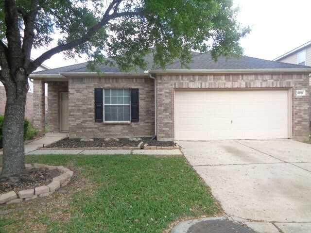 Building Photo - 6702 Castle Terrace Ct