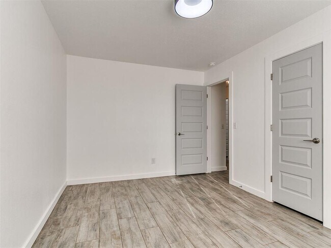 Building Photo - 2808 SW 88th St