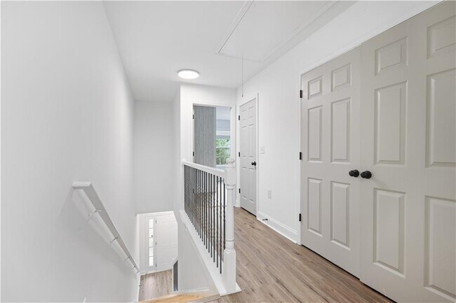 Building Photo - 4940 Parke Brook Dr