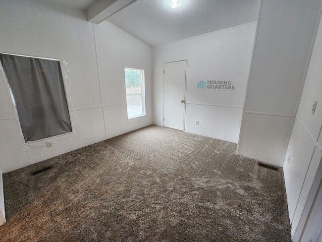 Building Photo - 15317 W Charles Rd